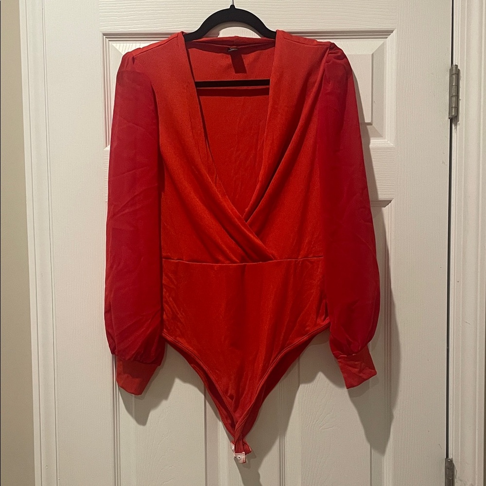 SHEIN Curve Red Bodysuit** Bundle 5+ items and name your offer!!! 💖💞
